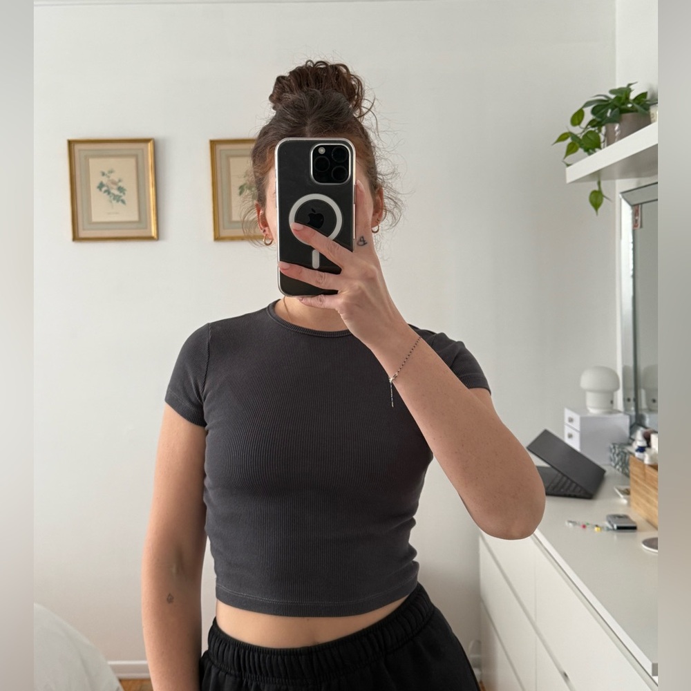 H&M ribbed crop top